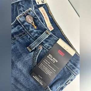Levi’s 80’s Mom shorts